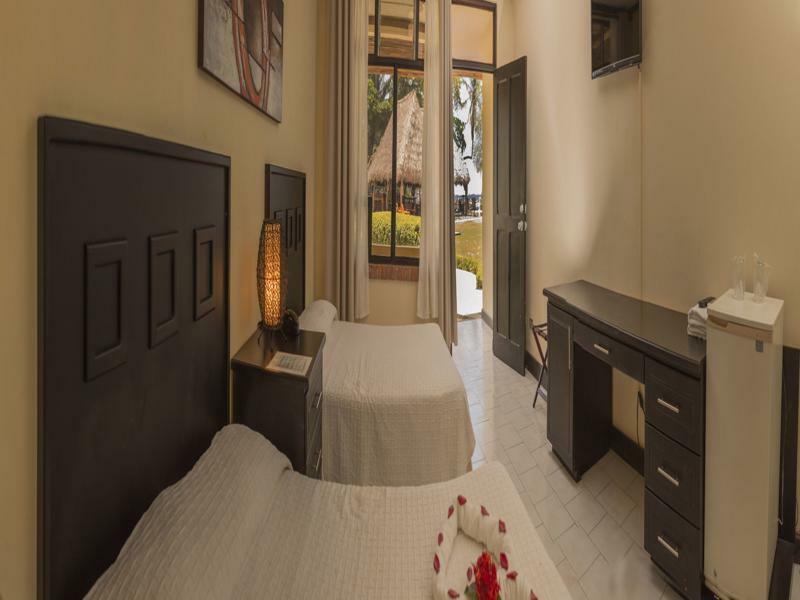 Hotel & Villas Tangeri Jacó Kültér fotó